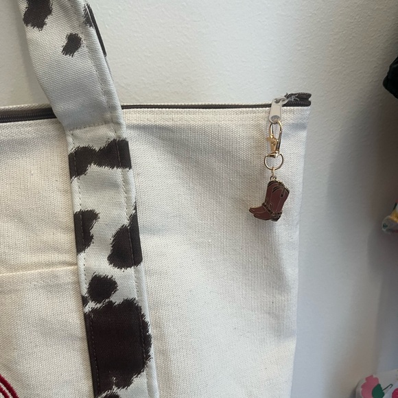 Trader Joe’s Cow print Large Tote - Picture 12 of 12